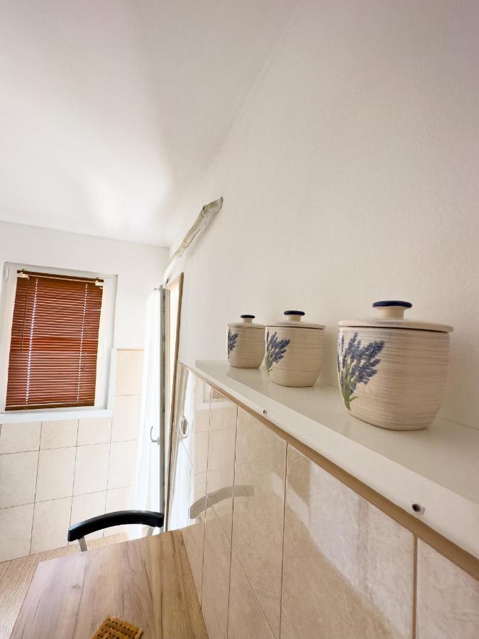 Animil 1 Apartment Kotor Bagian luar foto